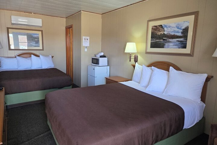 Room 3 of 10