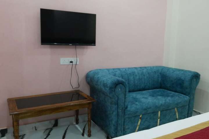 Room 5 of 22