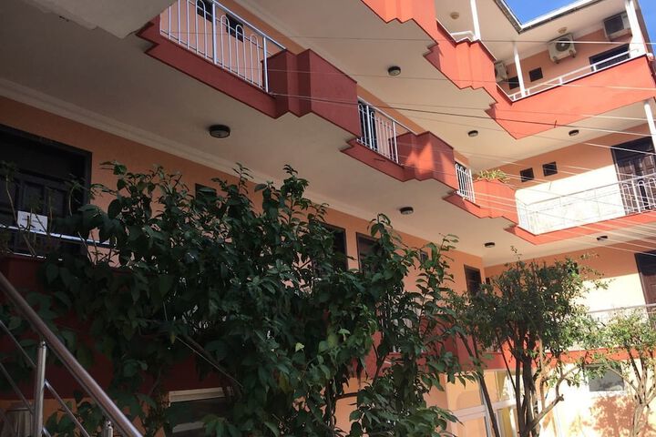 Hotel 12 of 14