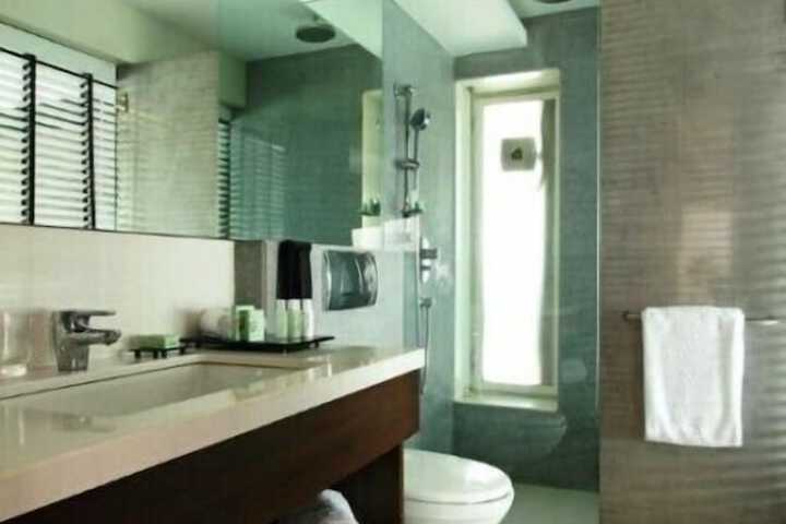 Room 20 of 47