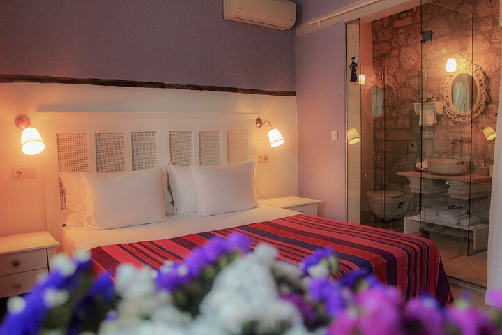 Room 10 of 40