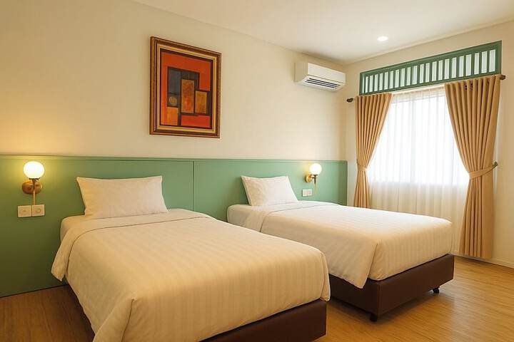 Room 2 of 15