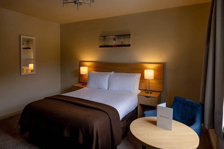 Room 14 of 79