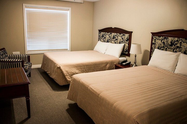Room 4 of 15