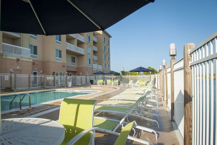 Outdoor pool