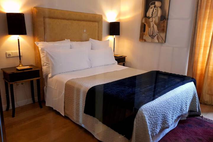 Room 4 of 22