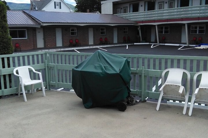 Property Grounds 61 of 83