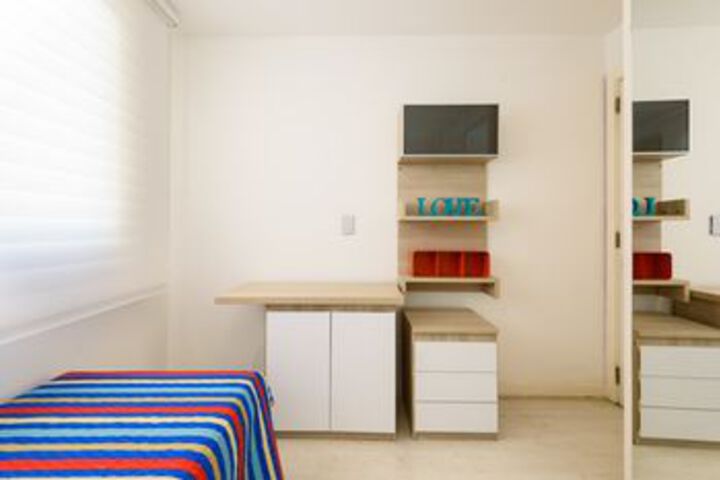 Room 22 of 36