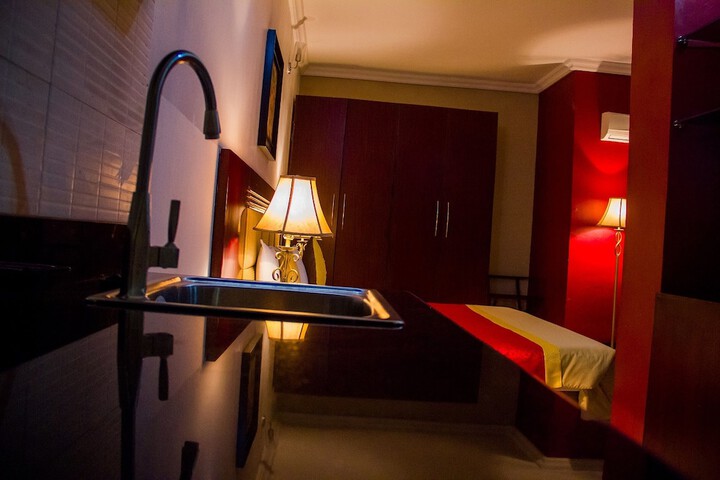 Room 5 of 45
