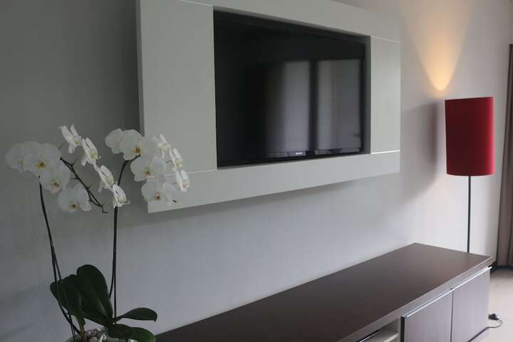 Room 7 of 92