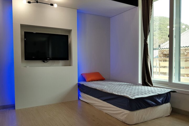 Room 28 of 150