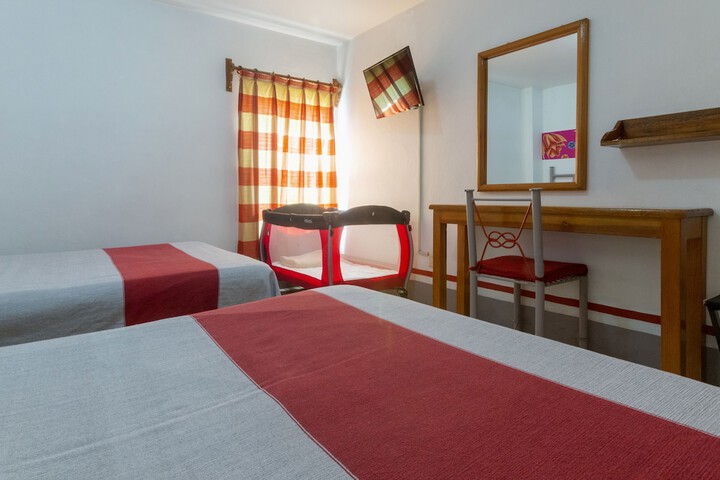Room 40 of 103