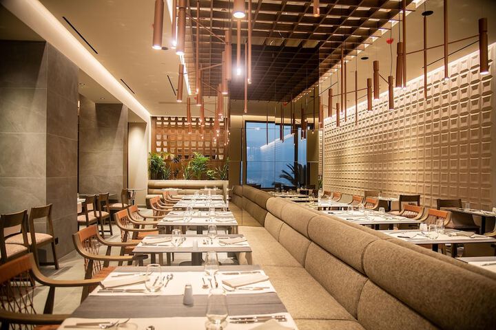 Dining 280 of 332