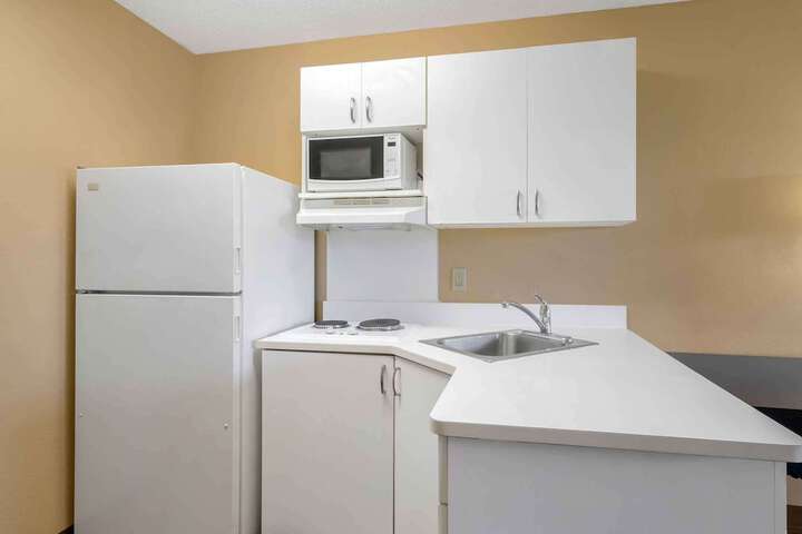 Studio 2 Double Beds (2 of 5)