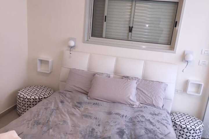 Room 2 of 29