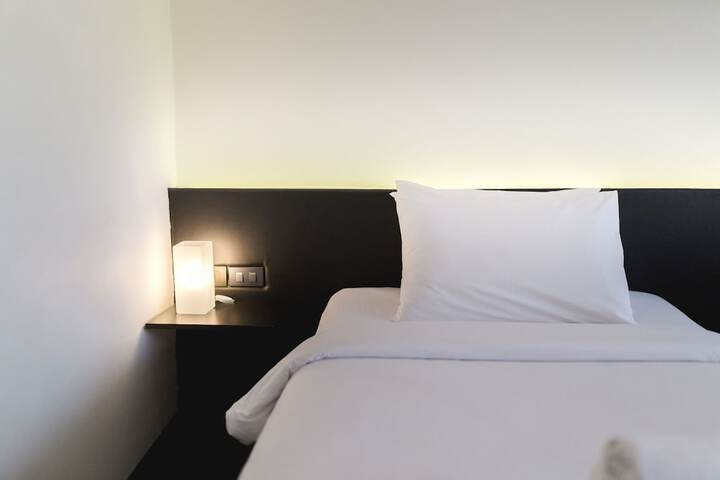 Room 16 of 74