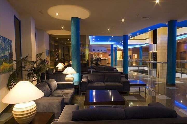 Hotel Interior 10 of 98