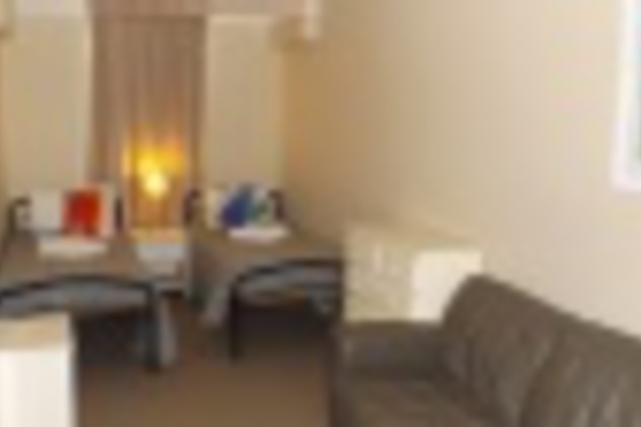 Room 208 of 276