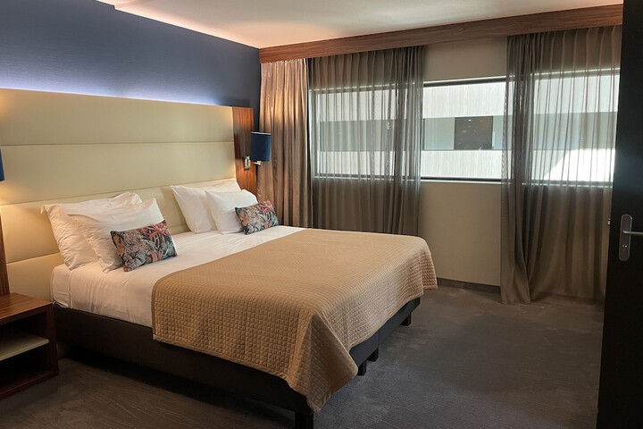 Room 16 of 55
