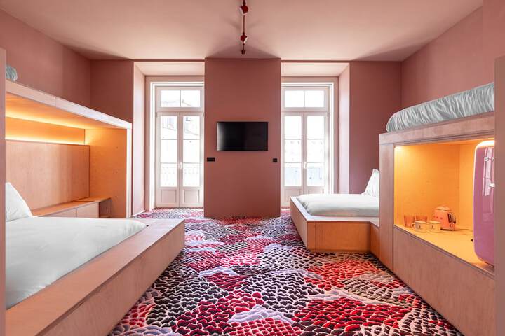 Room 22 of 54