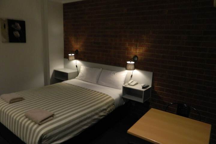 Room 14 of 43
