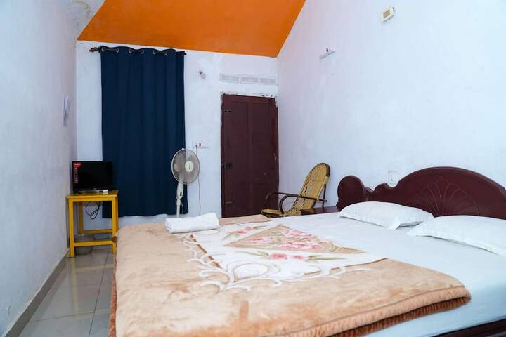 Room 14 of 79