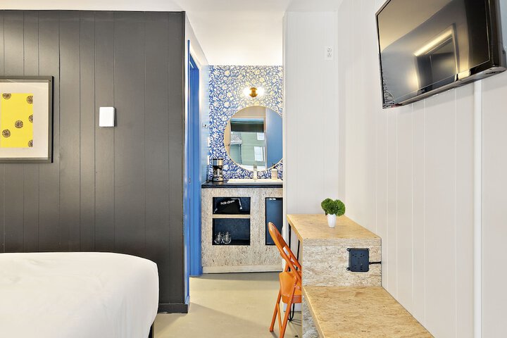 Single Room (1 of 12)