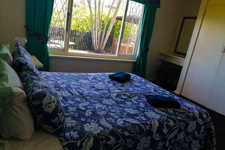 Room 4 of 41