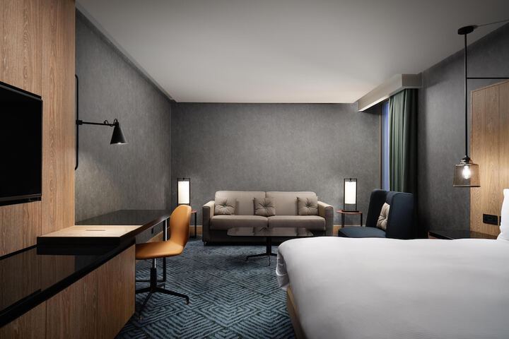 Room 54 of 127