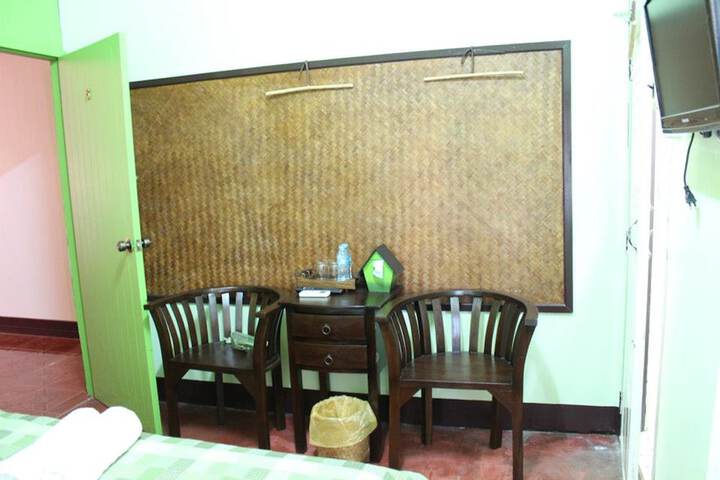 Room 21 of 25