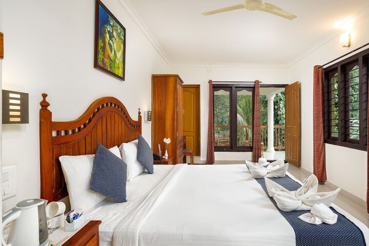 Room 4 of 18