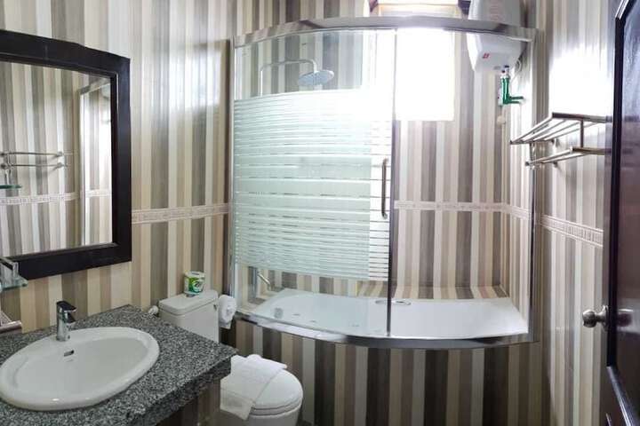 Room 19 of 49