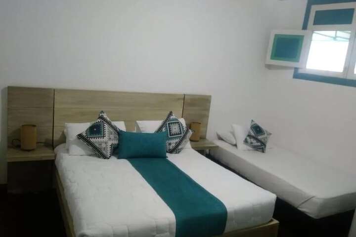 Room 4 of 13