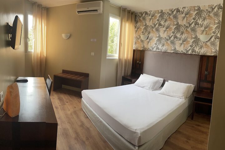 Room 3 of 14