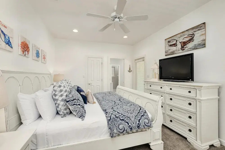Room 7 of 27