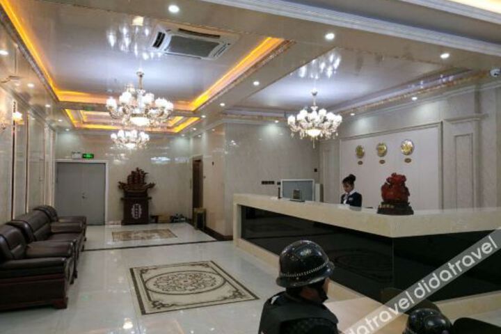 Hotel Interior 6 of 12