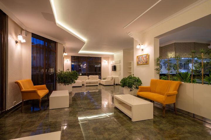 Hotel Interior 4 of 132