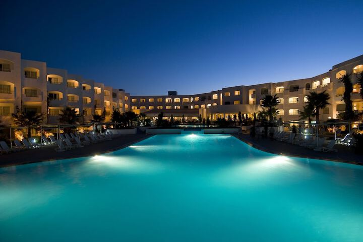 Pool Hotel
