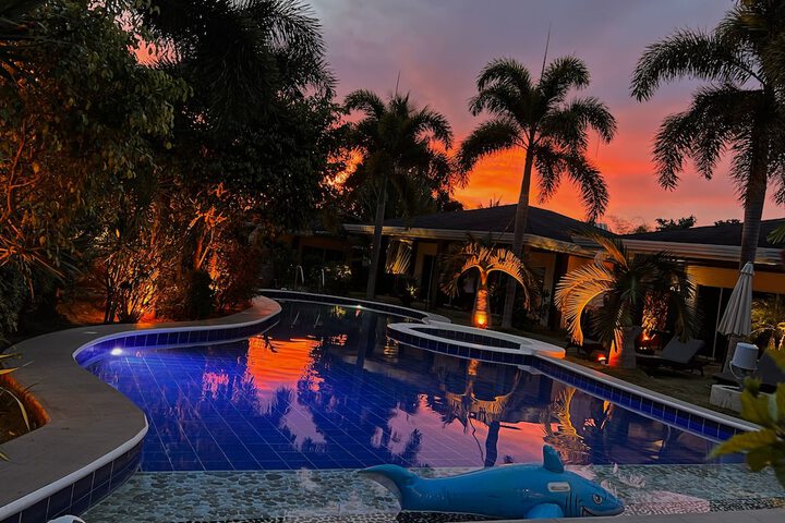 Pool 21 of 42