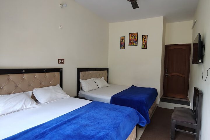 Room 4 of 41