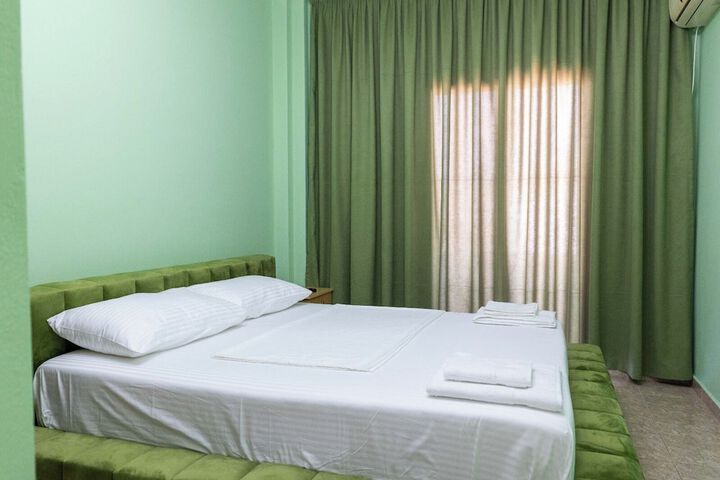 Room 43 of 65
