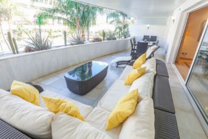 Terrace/Patio 27 of 28