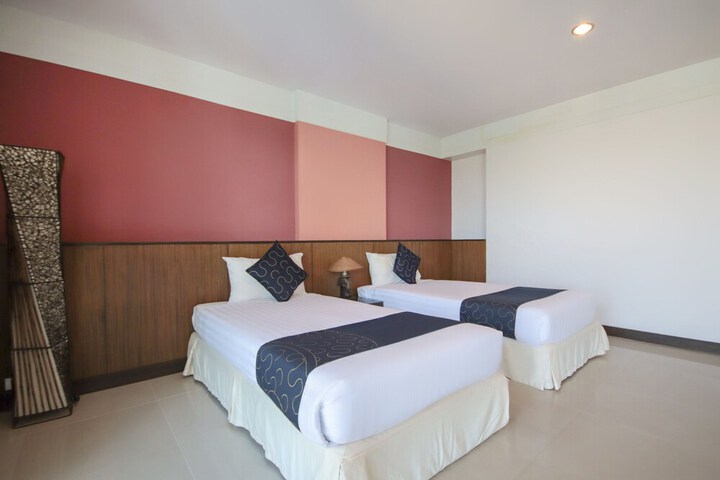 Room 16 of 128
