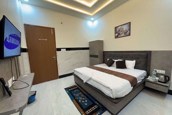 Room 7 of 57