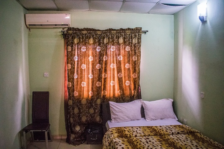 Room 18 of 89
