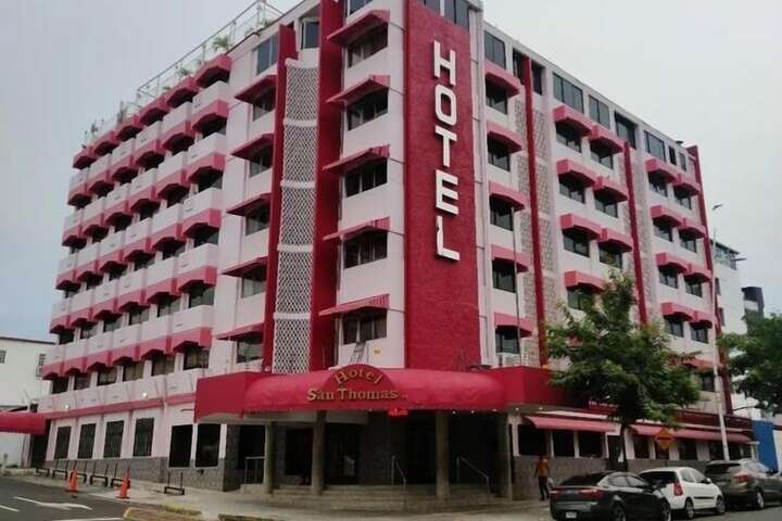 HOTEL SAN THOMAS INN