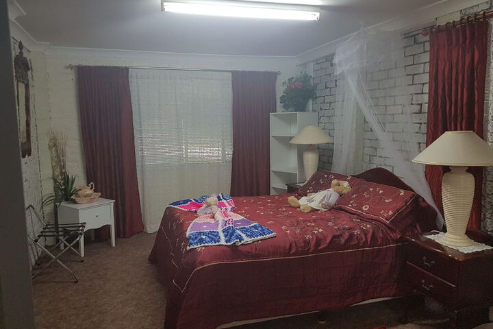 Room 5 of 26
