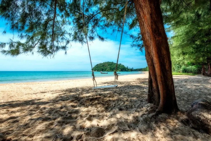 Beach 16 of 26