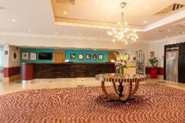 Hotel 4 of 15