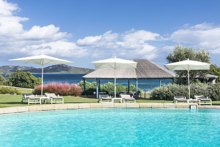 Pool Hotel